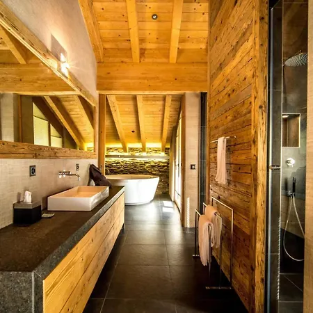 4br Charming Penthouse - Ski In&ski Out - What'app - 0034-635-520-036 - For Reservations!! Apartment