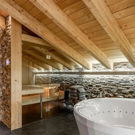 4br Charming Penthouse - Ski In&ski Out - What'app - 0034-635-520-036 - For Reservations!!