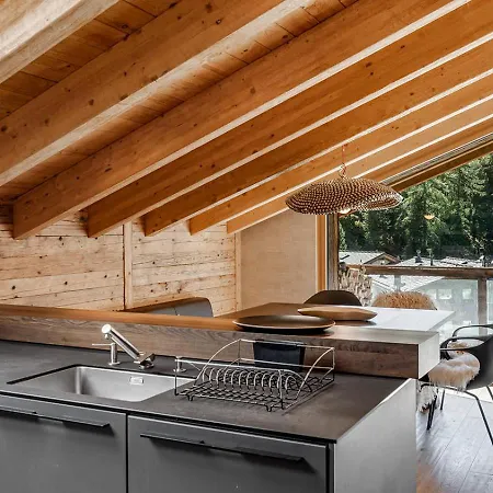 Apartment 4br Charming Penthouse - Ski In&ski Out - What'app - 0034-635-520-036 - For Reservations!! *